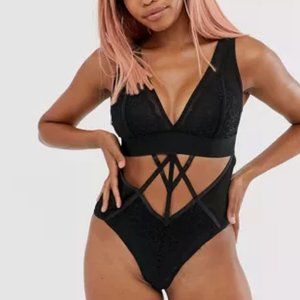 TUTTI ROUGETTE Lace Strappy Cutout Bodysuit
